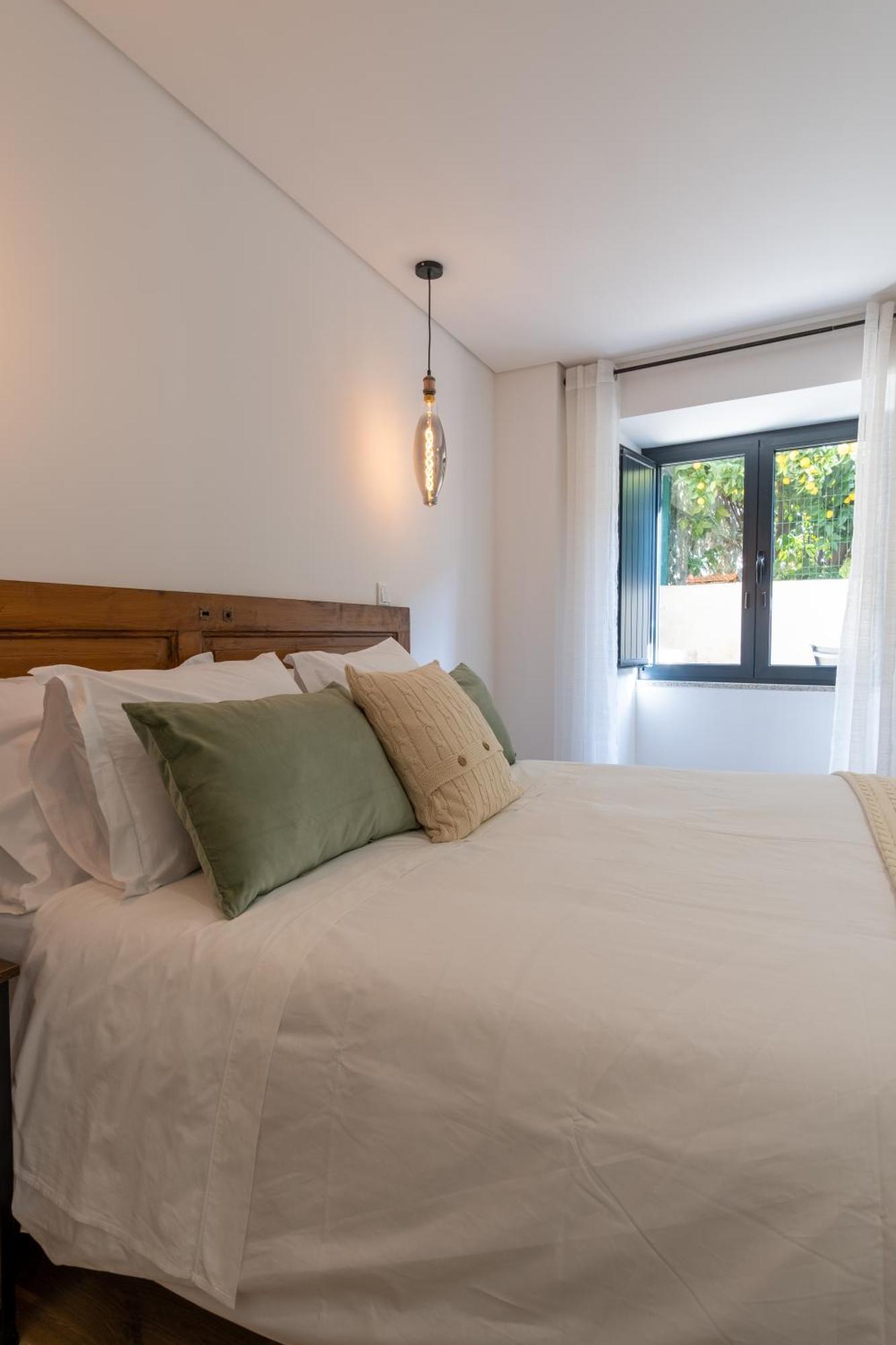 קוביליה Apartamentos Do Mercado חדר תמונה